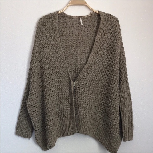 Free People Sweaters - Free People oversize cardigan sweater oversize beach sweater size Small